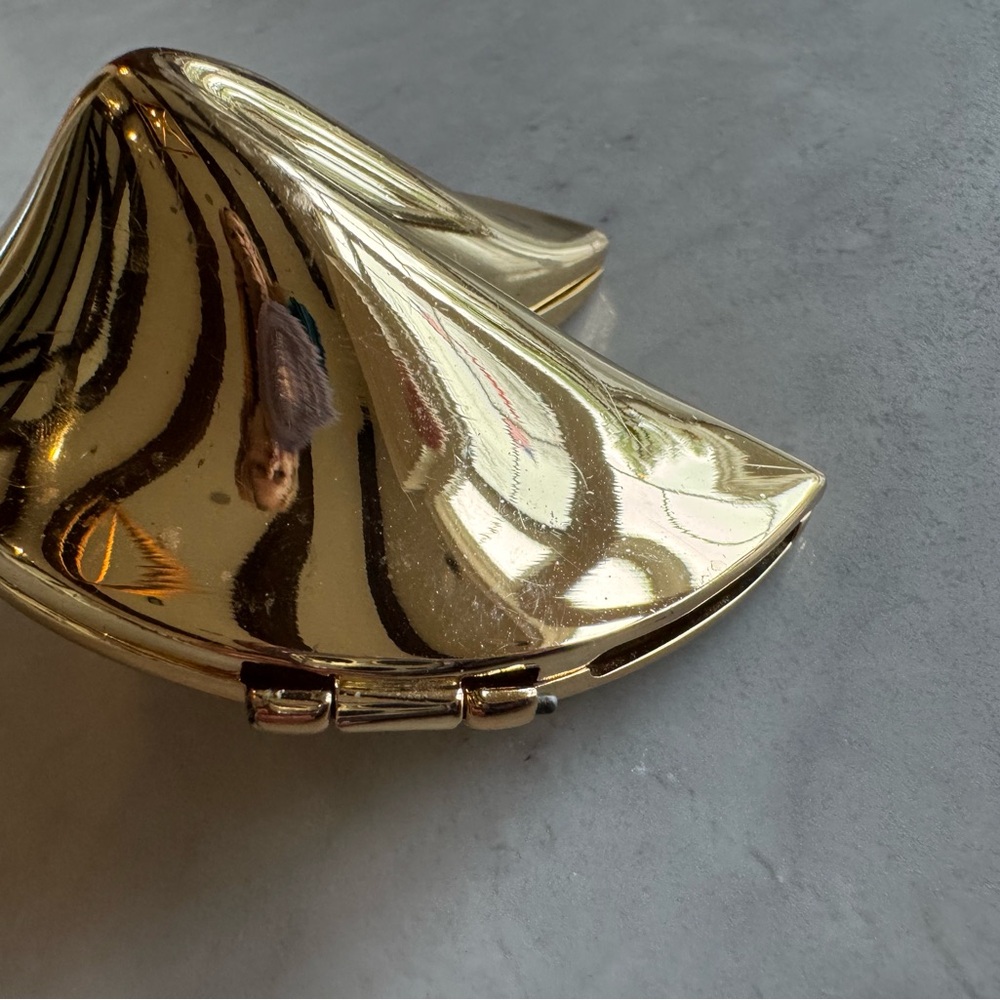 Gold plated Fortune Cookie box - Picture 7 of 8